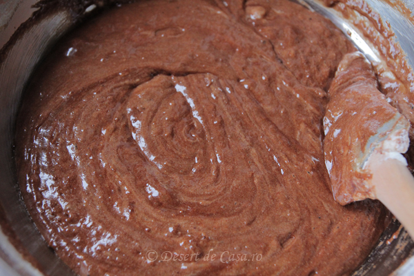 reteta prajitura cu ciocolata si cirese (8)