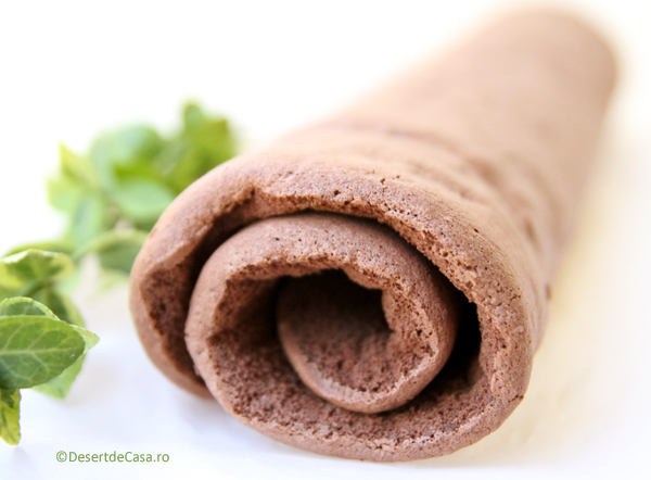 Foaia de rulada cu cacao