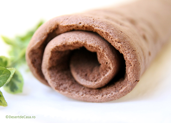 Foaia de rulada cu cacao